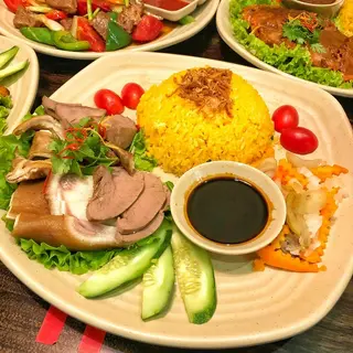 Ảnh đại diện Quán Cơm Cô Loan - Chung Cư Bàu Cát 7