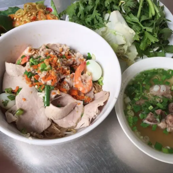 Ảnh bìa Quán Hủ Tiếu Hồng - Hoa Cau 