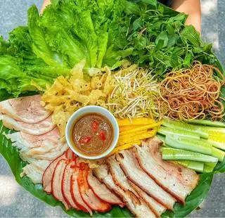 Ảnh đại diện Trang Quán - Bánh Tráng Cuốn Thịt Heo & Mì Trộn - Phạm Ngọc Thạch