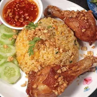 Ảnh đại diện Cơm Chiên Gà Xối Mỡ Mắm Tỏi - Cư Xá Thanh Đa