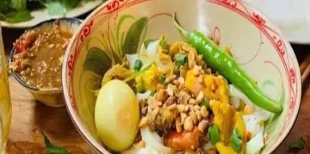 Ảnh bìa Mỳ Quảng Trung - Đặc Sản Mỳ Gà Chọi - Dương Thị Mười