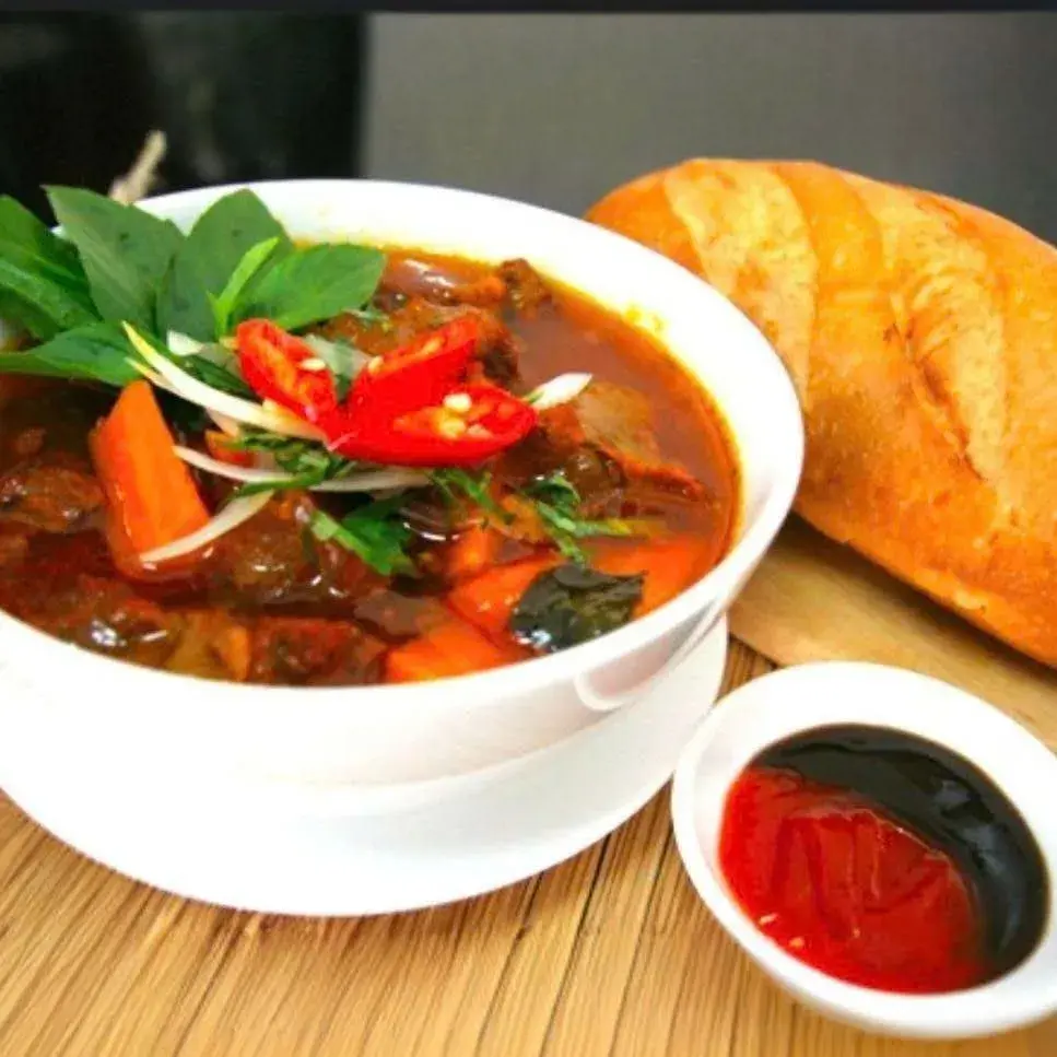 Ảnh bìa Bếp Bé Cừu - Bò Kho & Bột Chiên - Hương Lộ 2