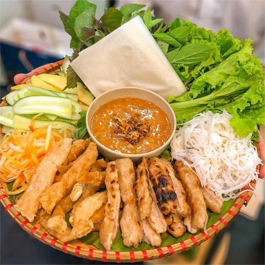 Ảnh bìa Bà Vân - Nem Nướng Nha Trang Ẩm Thực Việt - Linh Đường 