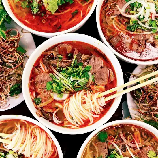 Ảnh bìa Quán Hữu Phát - Bún Bò Huế & Cháo Lòng - Tân Kỳ Tân Quý