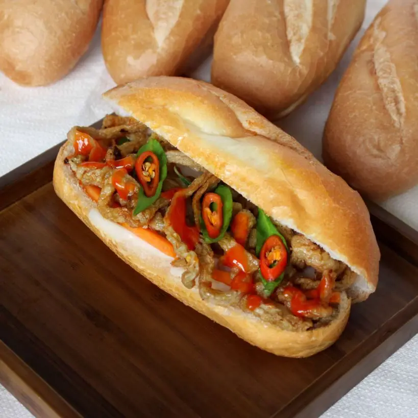Ảnh bìa Bánh Mì Chả Cá Má Hải - Tạ Quang Bửu