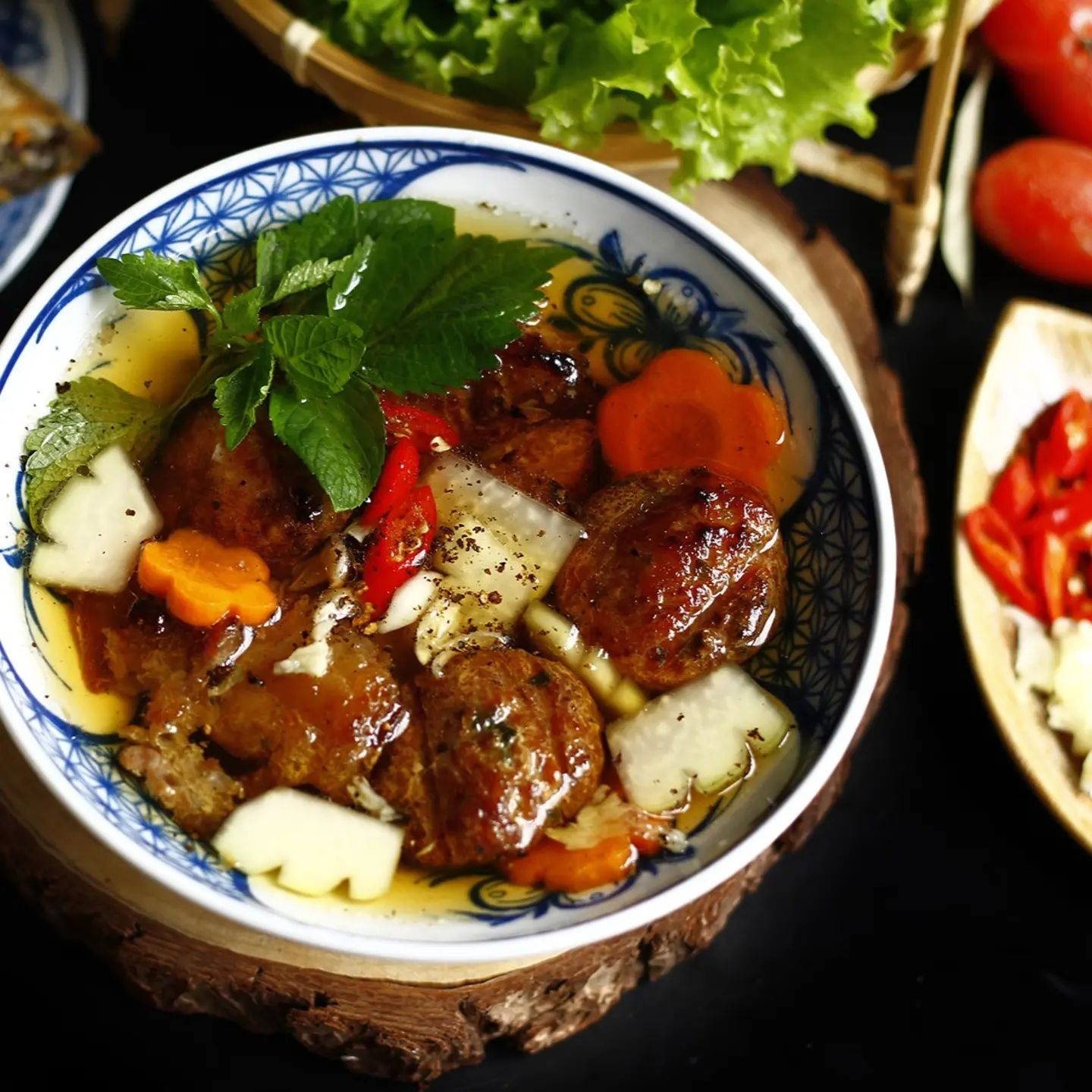 Ảnh bìa Tuấn Ngọc Quán - Bún Chả Xương Sông - Xuân La