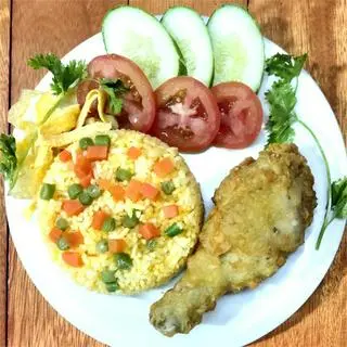 Ảnh đại diện Cơm Gà Rán & Nem Nướng - Nguyễn Văn Cừ