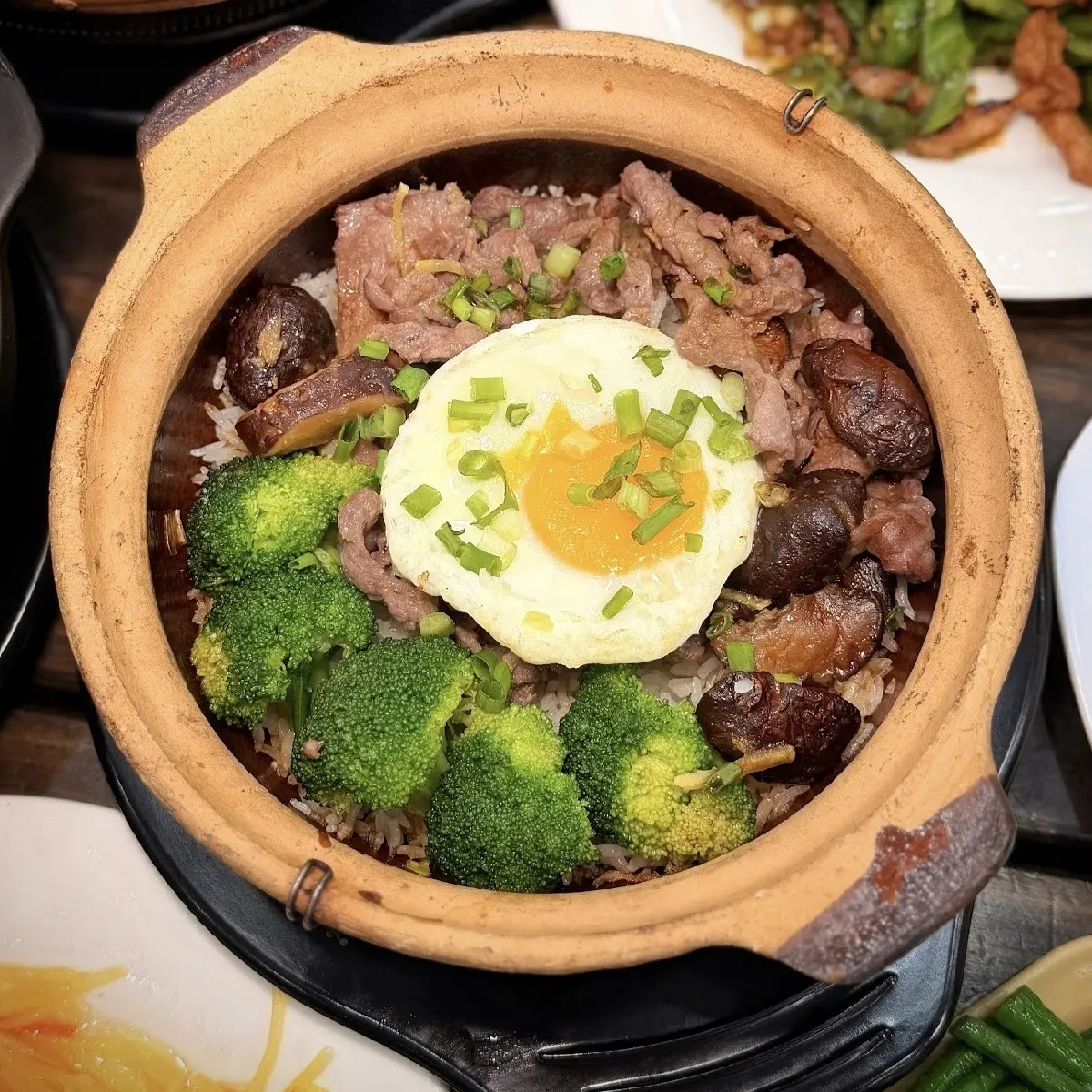 Ảnh bìa Cơm Đốt Thố Bao Bao Xiang - Vành Đai Trong