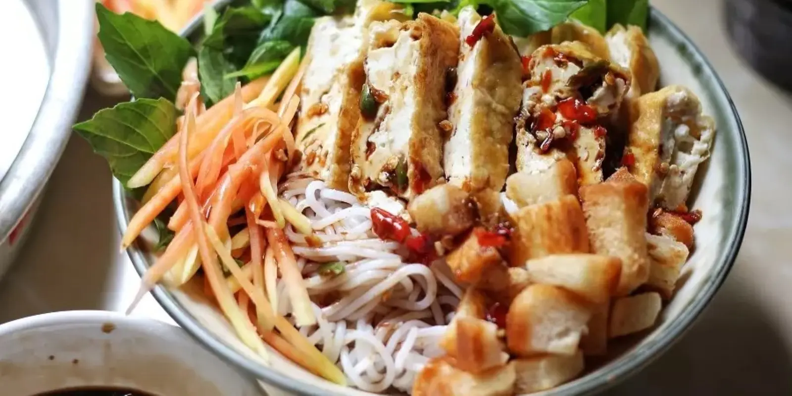 Ảnh bìa LÈM - Bún Nước Tương - Đường Số 46